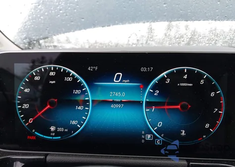 2021 Mercedes-Benz Gla 250 4Matic z USA, uszkodzony, nr VIN W1N4N4HB0MJ171792